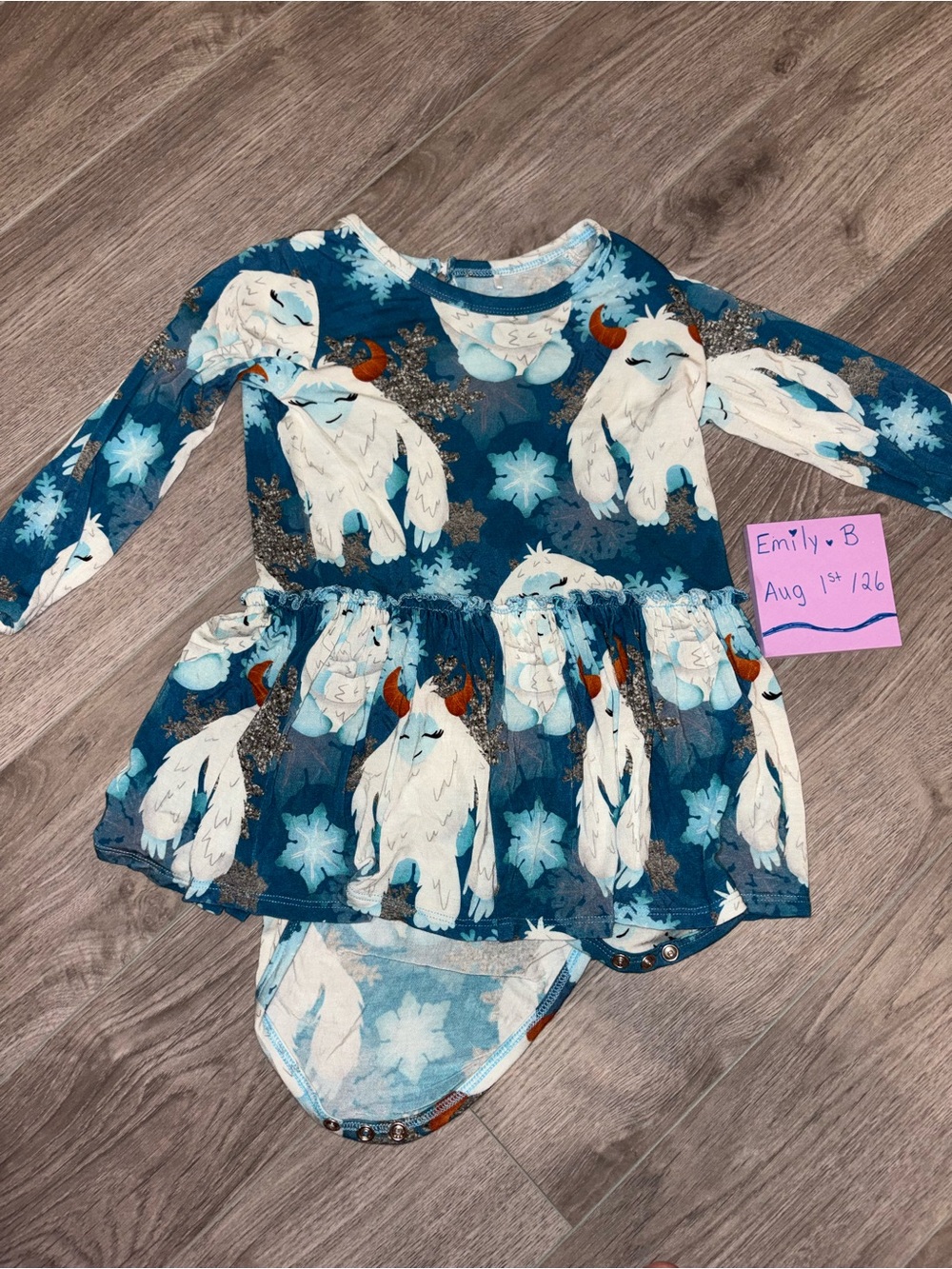 Duray Baby Bamboo Bodysuit Twirl 3T small pull shown in pic 2